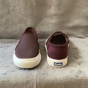 Keds Women's Double Decker Suede Burgundy Sneakers